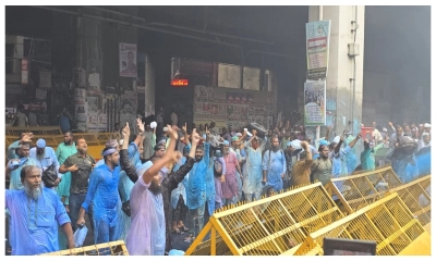 ইবতেদায়ি শিক্ষকদের সঙ্গে পুলিশের সংঘর্ষ, আহত ৫০