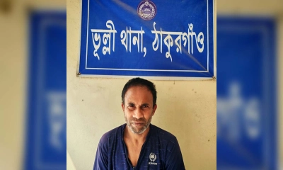 ঠাকুরগাঁওয়ে পুলিশের অভিযানে মাদক কারবারি আটক
