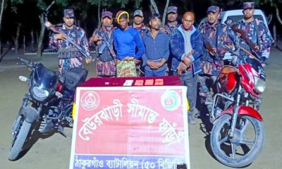 ঠাকুরগাঁওয়ে বিজিবির মাদকবিরোধী অভিযানে আটক ৩