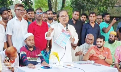 বক্তব্য দেন বিএনপির সাবেক দপ্তর সম্পাদক ও সাবেক সংসদ সদস্য মফিকুল হাসান তৃপ্তি। ছবি- রূপালী বাংলাদেশ