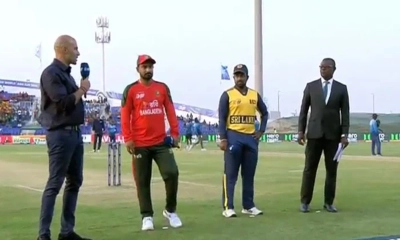 টস জিতে বোলিংয়ে বাংলাদেশ