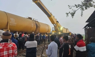 তেলবাহী ট্রেন লাইনচ্যুত,  সিলেটের সঙ্গে সারা দেশের রেল যোগাযোগ বন্ধ