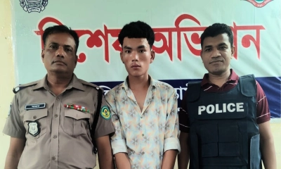 এনজিও চাকরি ছেড়ে ইয়াবা কারবারে, গন্তব্যে পৌঁছার আগেই গ্রেপ্তার