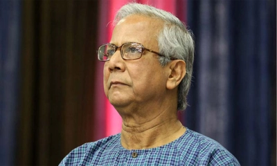 ড. ইউনূসের বিরুদ্ধে মামলার ঘোষণা ঢাবি শিক্ষকের