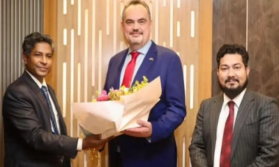 ঢাকায় পৌঁছেছেন নতুন মার্কিন রাষ্ট্রদূত ব্রেন্ট ক্রিস্টেনসেন