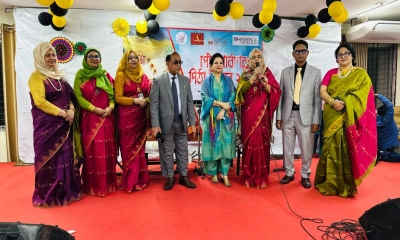 শীতের আমেজে উত্তরা লেডিস ক্লাবে জমজমাট পৌষ পিঠা উৎসব