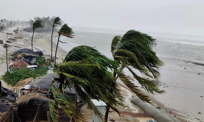দুপুরের মধ্যে যে জেলায় দমকা হাওয়ায় বৃষ্টির আভাস
