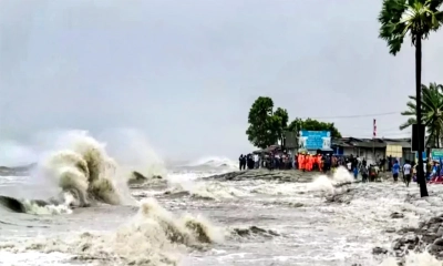 সমুদ্রবন্দরে ৩ নম্বর সতর্ক সংকেত
