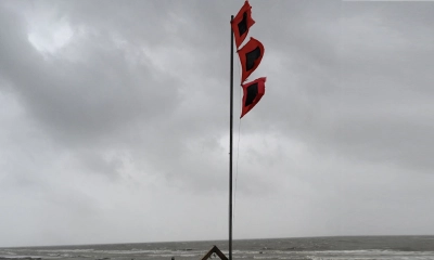 চার সমুদ্রবন্দরে ৩ নম্বর সতর্ক সংকেত