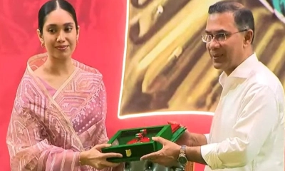 খালেদা জিয়ার পক্ষে স্বাধীনতা পুরস্কার নিলেন জাইমা রহমান