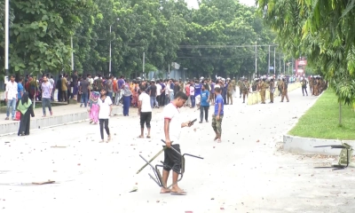 শ্রমিকদের সঙ্গে আইনশৃঙ্খলা  বাহিনীর সংঘর্ষ, নিহত ১
