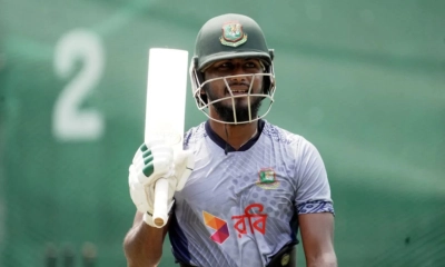 কঠিন সময়ে জাকেরের  পাশে দাঁড়ালেন হৃদয়