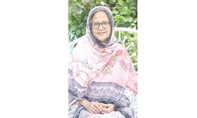 চার সিনেমায় আলোচিত নার্গিস
