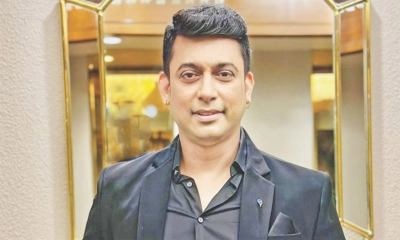 ঋতুপর্ণার সঙ্গী জায়েদ খান