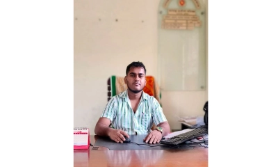 জনস্বাস্থ্যর মমিন আলী  যেন টাকার মেশিন