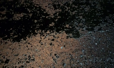 রাতের আঁধারে তেল ঢেলে কার্পেটিং!