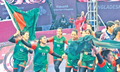 থাইল্যান্ডকে হারিয়ে পদক নিশ্চিত রূপালী-স্মৃতিদের