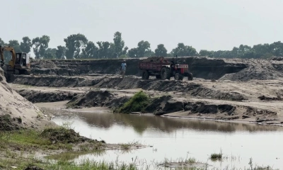 বালুর তলায় চাপা কৃষকের আর্তনাদ