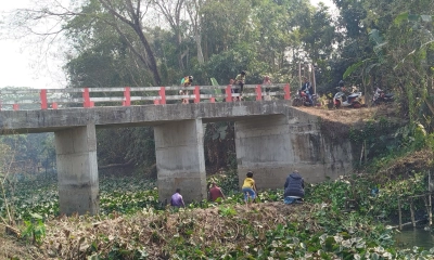 খালে পানি সংকটে কৃষকের  কপালে চিন্তার ভাঁজ