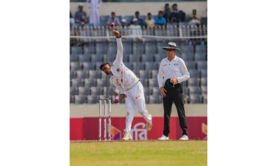 টেস্ট ক্রিকেটে সাকিবের  সঙ্গে চূড়ায় তাইজুলও