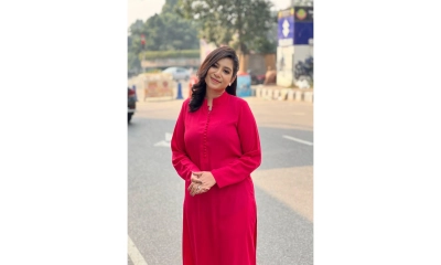 একগুচ্ছ বিজ্ঞাপনচিত্রে সূচনা