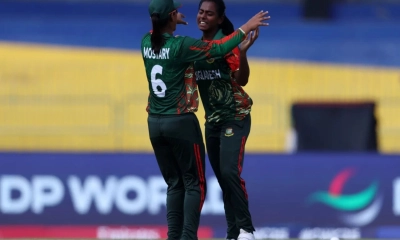 বোলিংয়ে চমক মারুফার, রেকর্ড গড়লেন নিশিতা