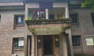 রোগী আছে ওষুধ নাই