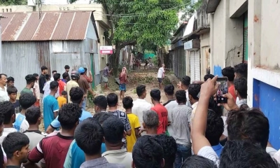 ফুটবল খেলাকে কেন্দ্র করে সংঘর্ষ, আহত অর্ধশতাধিক