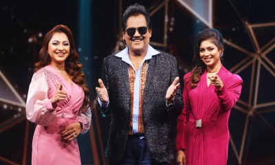 বিচারকের আসনে তারা