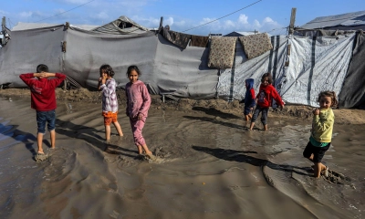 যুদ্ধের ক্ষতে প্রকৃতির আঘাত