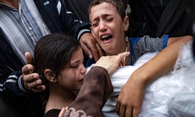 আলিঙ্গন এখন দাফনের প্রতীক্ষায়