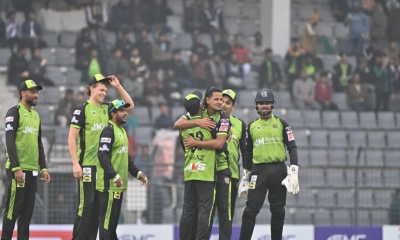 নাসুমের রেকর্ড বোলিংয়ে  জয়ে ফিরল সিলেট