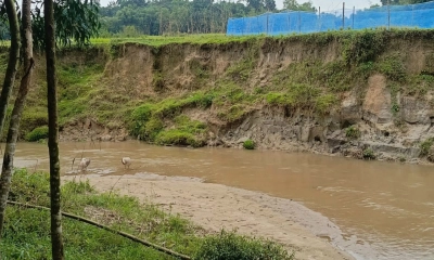 কিনাই ছড়া থেকে বালু উত্তোলন
