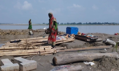ভাঙনে তছনছ ৫০ পরিবার
