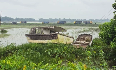 জীবনরক্ষার নৌকা মৃত্যুশয্যায়