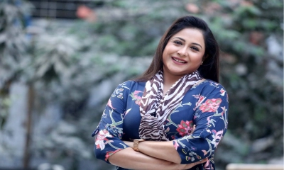 মঞ্চে ফিরলেন চুমকি
