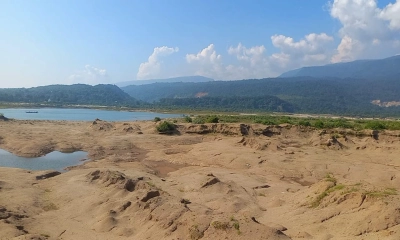 সাদাপাথরের বুকে দীর্ঘশ্বাস