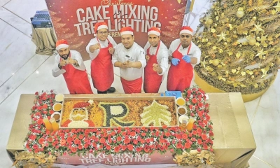 ক্রিসমাস কেক মিক্সিং ও ট্রি লাইটিং অনুষ্ঠান