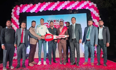 ভিশন এম্পোরিয়াম থেকে পণ্য কিনে ফ্ল্যাট জিতলেন বগুড়ার মহিবুল