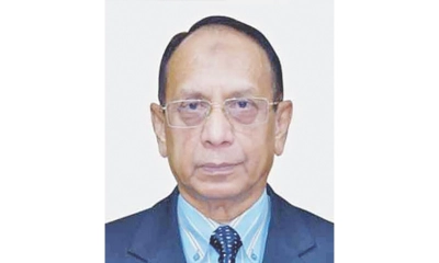 দায়িত্ব পেয়েই কর্মকর্তাদের  হুঁশিয়ারি নতুন জনপ্রশাসন  সচিবের