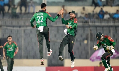 রিশাদের স্পিন ম্যাজিকে  বাংলাদেশের স্বস্তির জয়