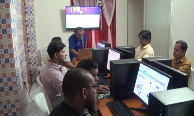 ফ্রিল্যান্সিং ও প্রশিক্ষণ দিয়ে  স্বাবলম্বী তরুণ শুভ রায়