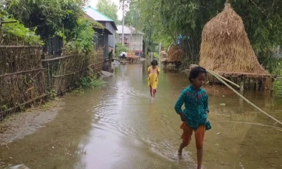 পানি কমলেও দুর্ভোগ  বেড়েছে তিস্তাপাড়ে