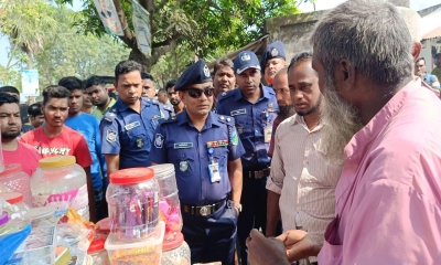 সন্ধ্যা নামলেই ডাকাত আতঙ্ক