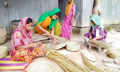 ছনের ডালায় বদলানো শেরপুরে নারীদের স্বপ্ন
