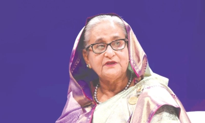 চারবার প্রধানমন্ত্রী থেকেও  সরকারি সম্পত্তির লোভ  করেছেন শেখ হাসিনা