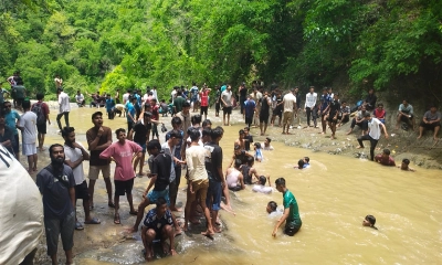 বর্ষায় প্রাণ ফিরেছে মিরসরাইয়ের ঝরনাগুলোতে, বাড়ছে পর্যটক