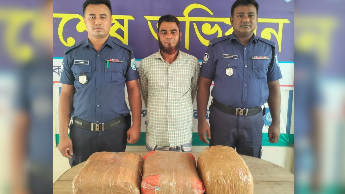 মাদক ব্যবসায়ী সাবলু মিয়াকে আটক করেছে পুলিশ। ছবি- রূপালী বাংলাদেশ