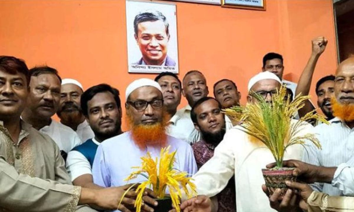 বিএনপিতে জামায়াতে ইসলামীর ৯ কর্মীর যোগদান। ছবি- রূপালী বাংলাদেশ
