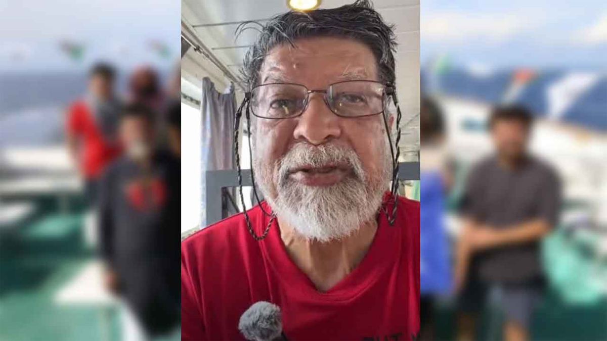 ইসরায়েলি বাহিনীর হাতে আটক আলোকচিত্রী শহিদুল আলম।